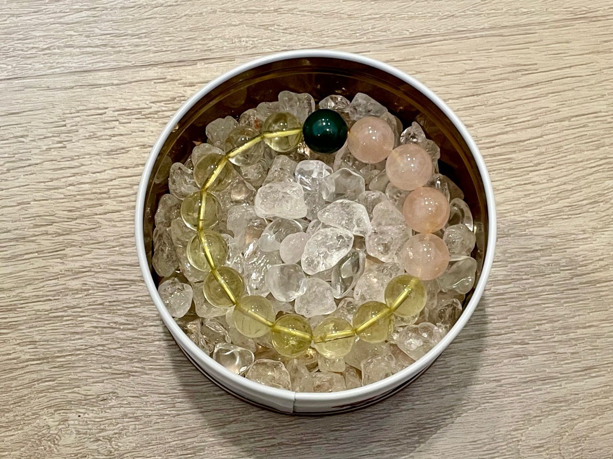 KirbyLohas水晶手鍊開箱｜線上設計一條有意義、不撞款專屬手鍊