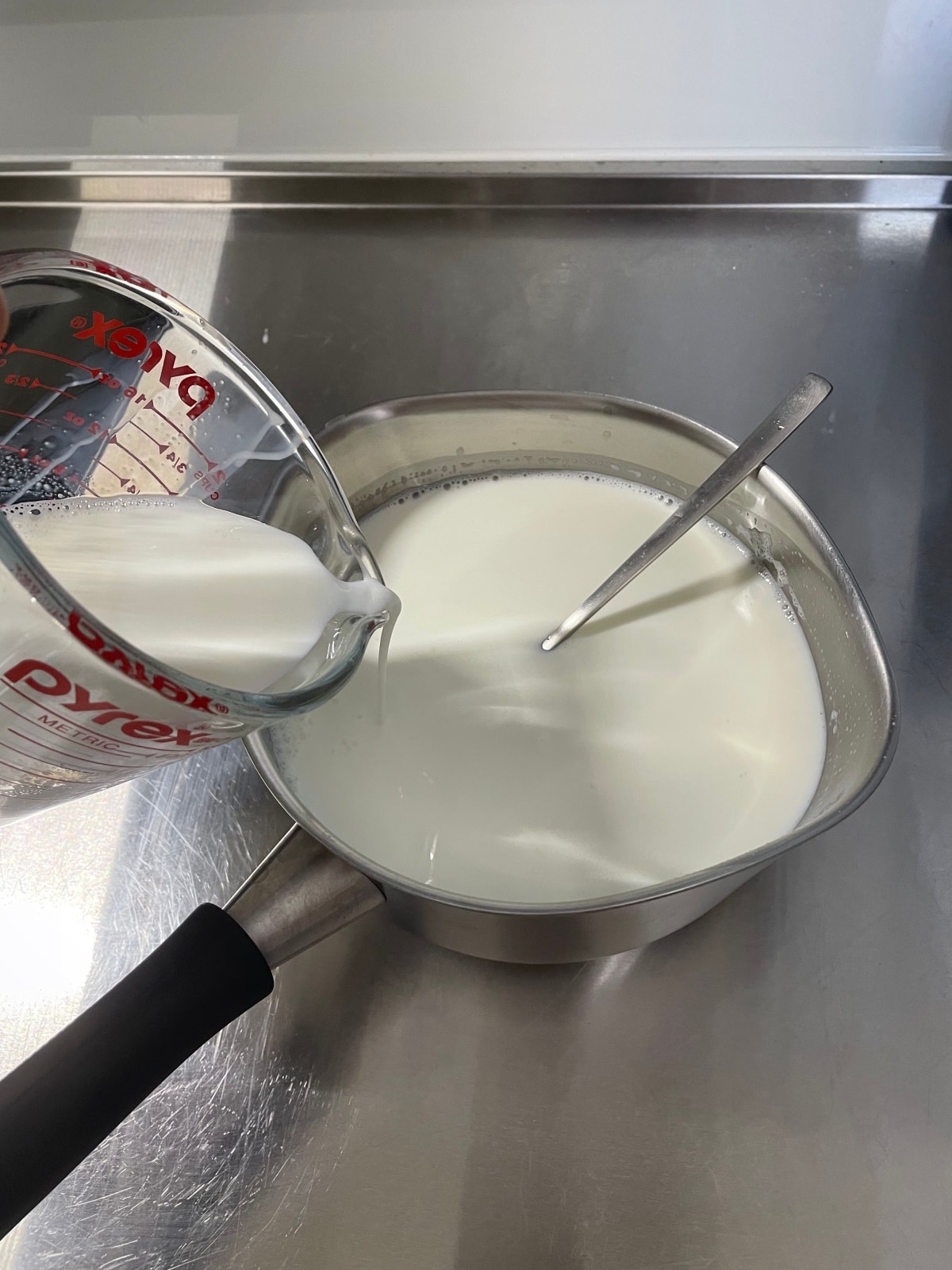 自製優格教學|保溫瓶做優格零失敗做法,10分鐘完成(附優格菌粉推薦) - 第4張圖 自製優格教學|保溫瓶做優格零失敗做法,10分鐘完成(附優格菌粉推薦)